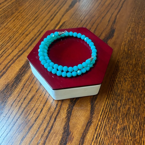 Burgundy Wood-like Hexagonal Jewelry Riser Display - Picture 3 of 6